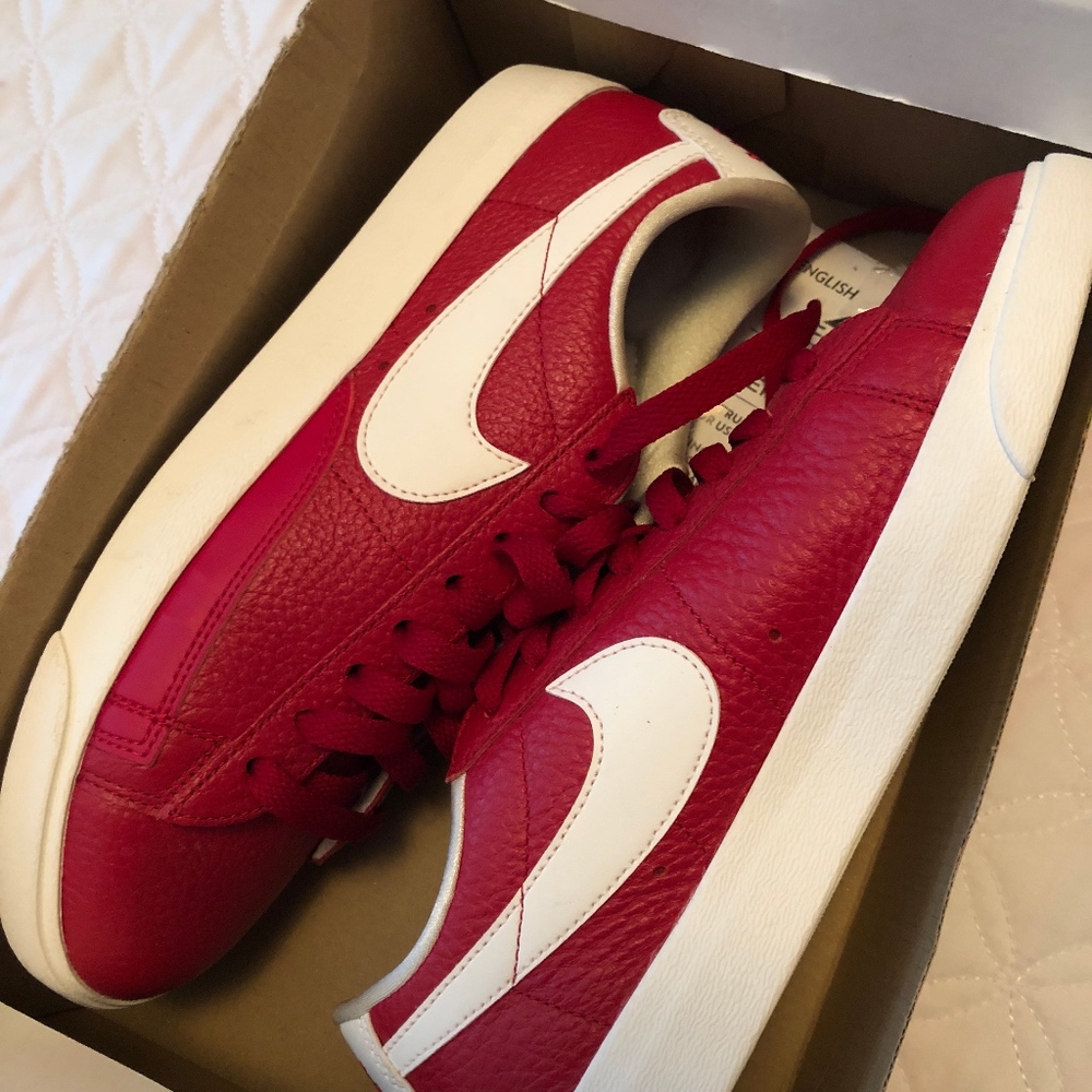 Nike Wmns Blazer Low Prm